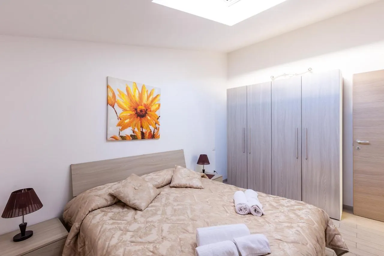 דירות פלרמו Casa Tredici איטליה